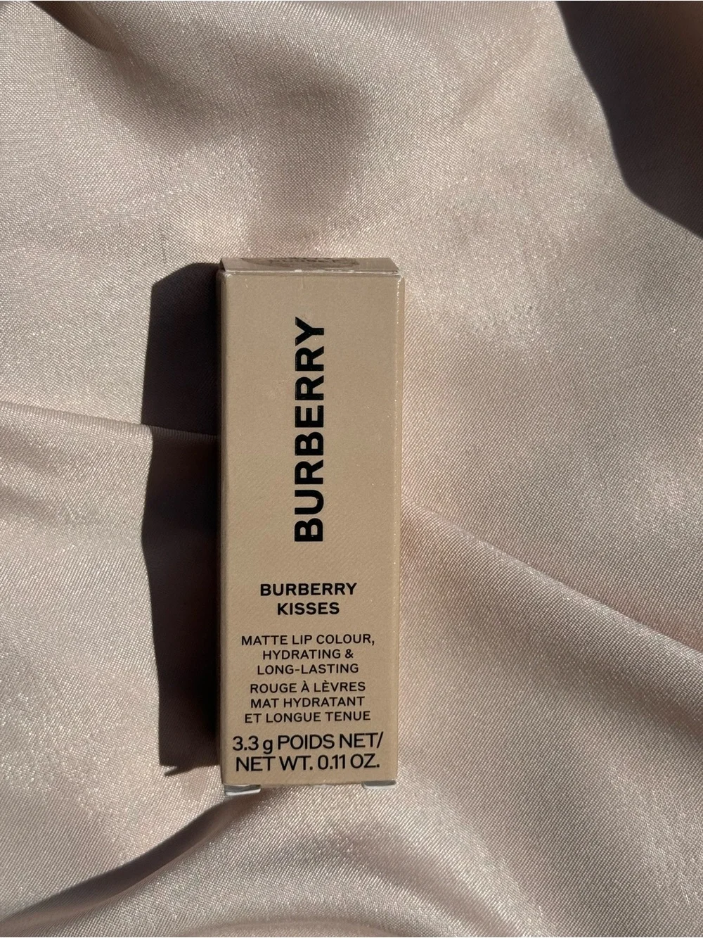 BURBERRY Kisses Matte Lip Colour